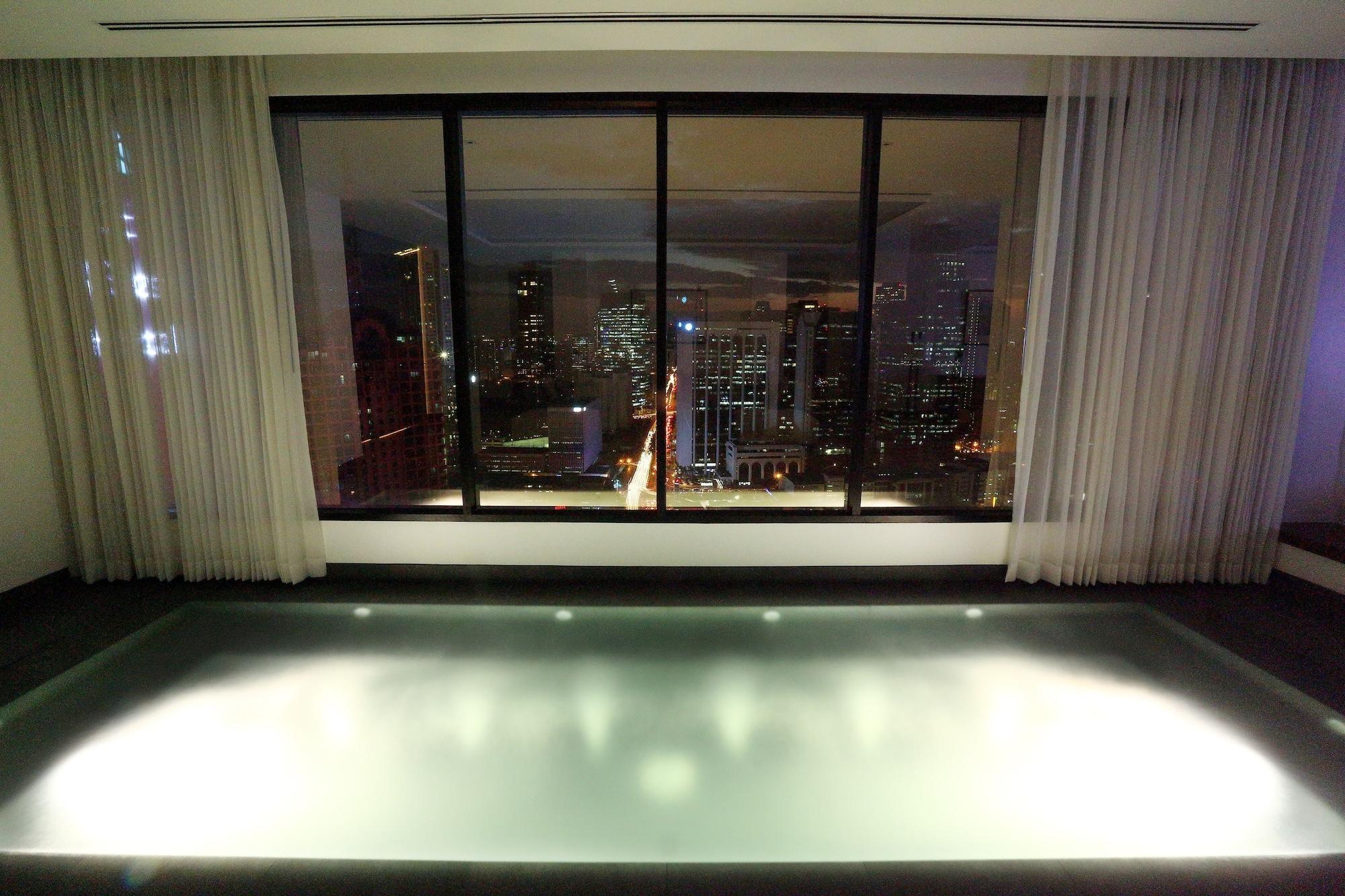 Hotel Garden Grand Makati City