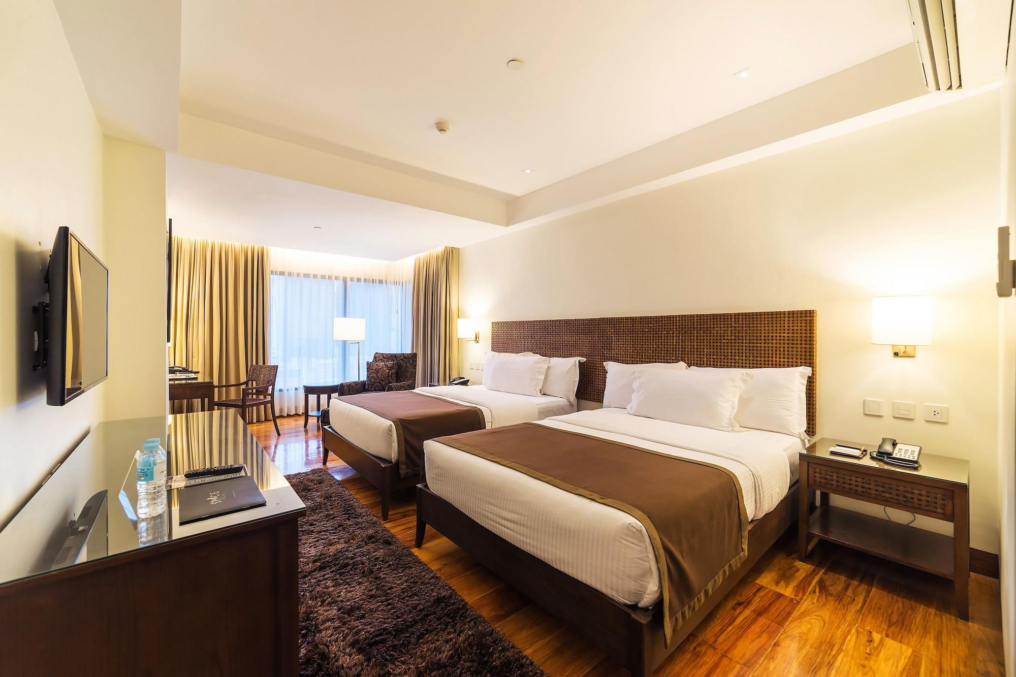 Garden Grand Hotel 5*