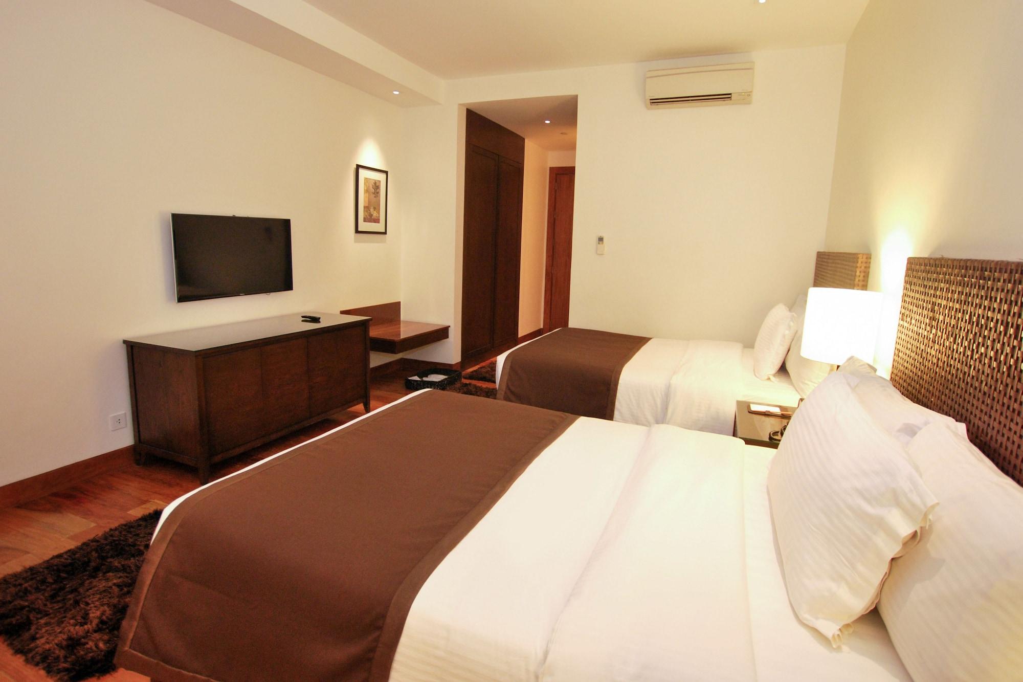 Garden Grand Hotel 5*