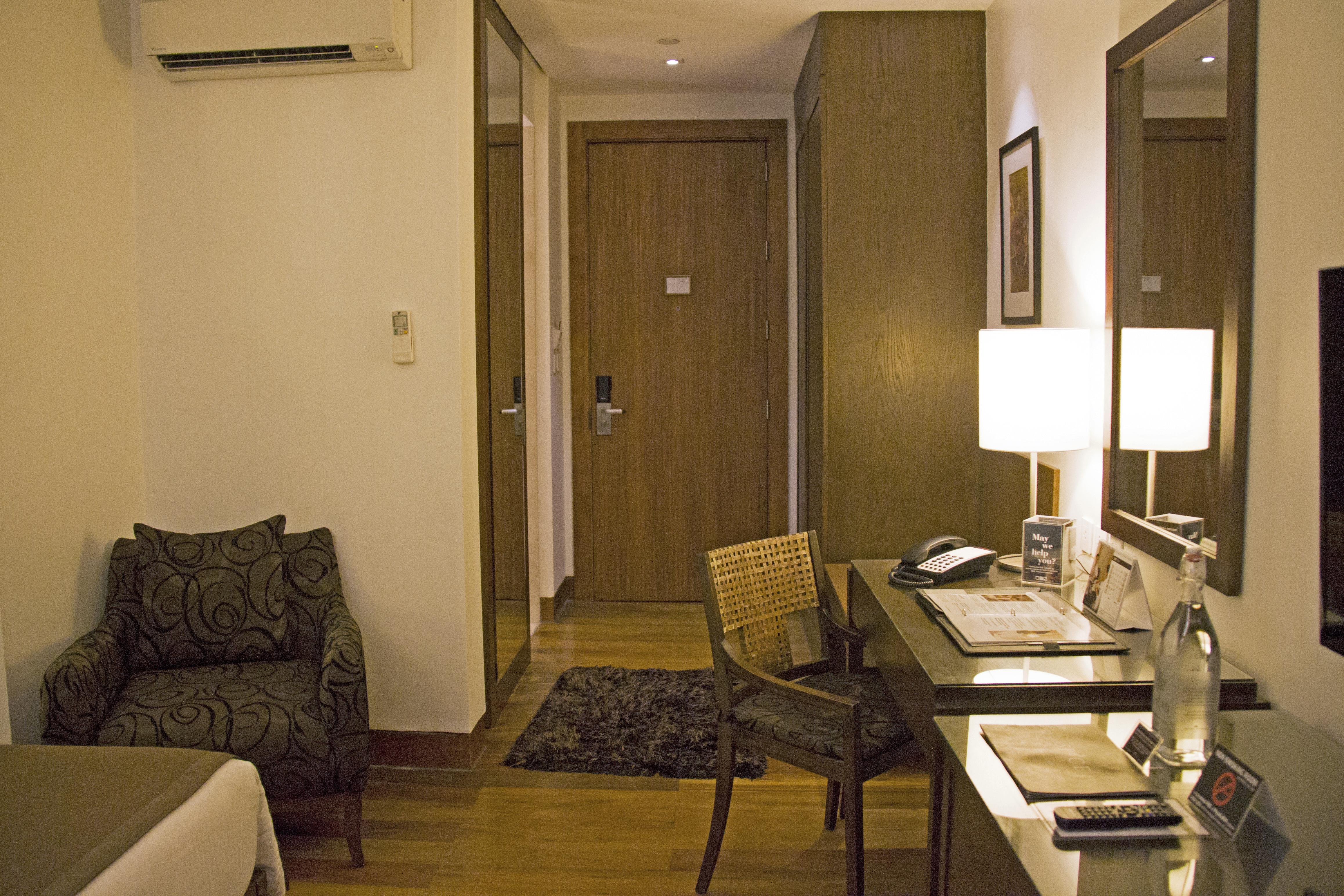 Hotel Garden Grand Makati City