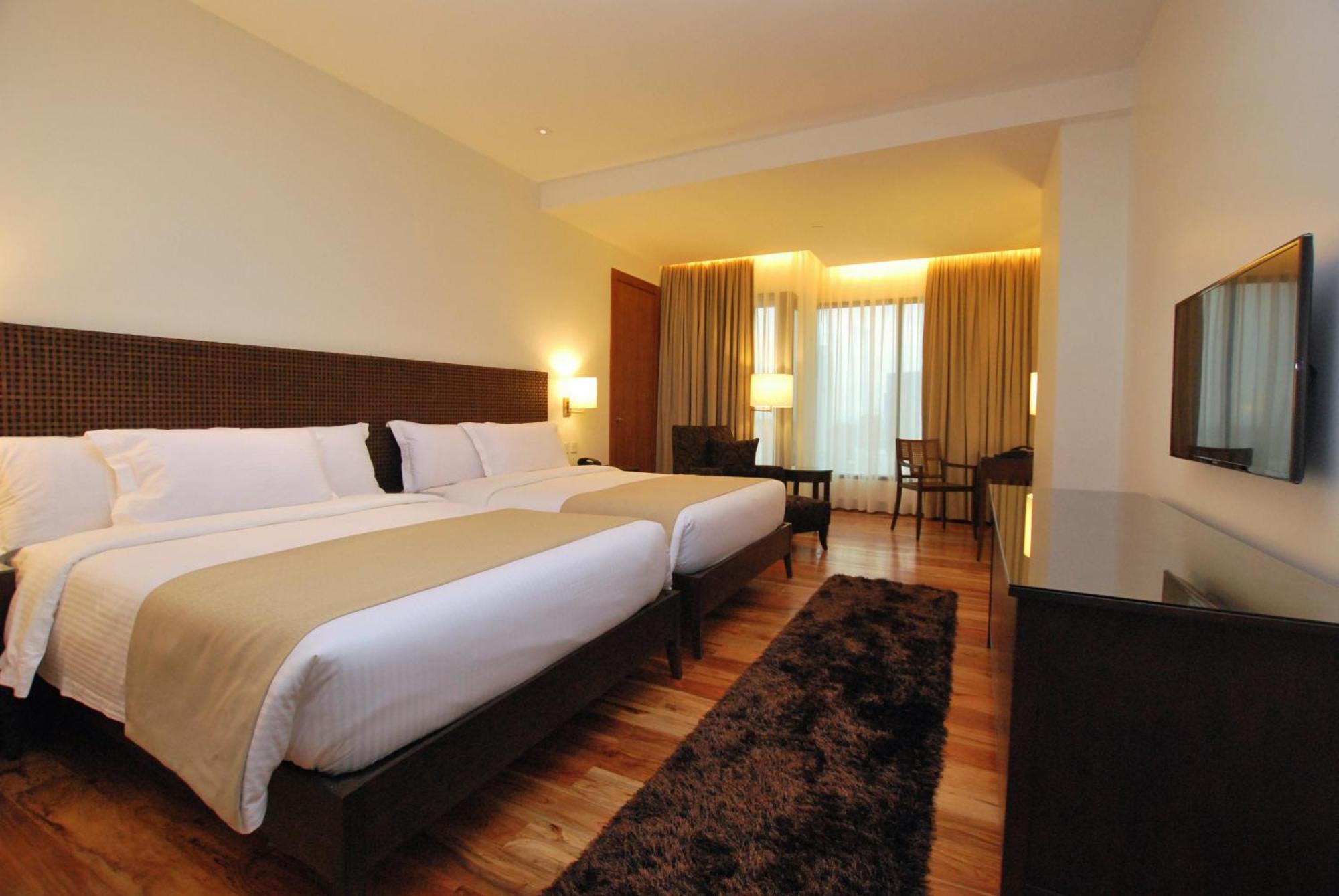 Hotel Garden Grand Makati City