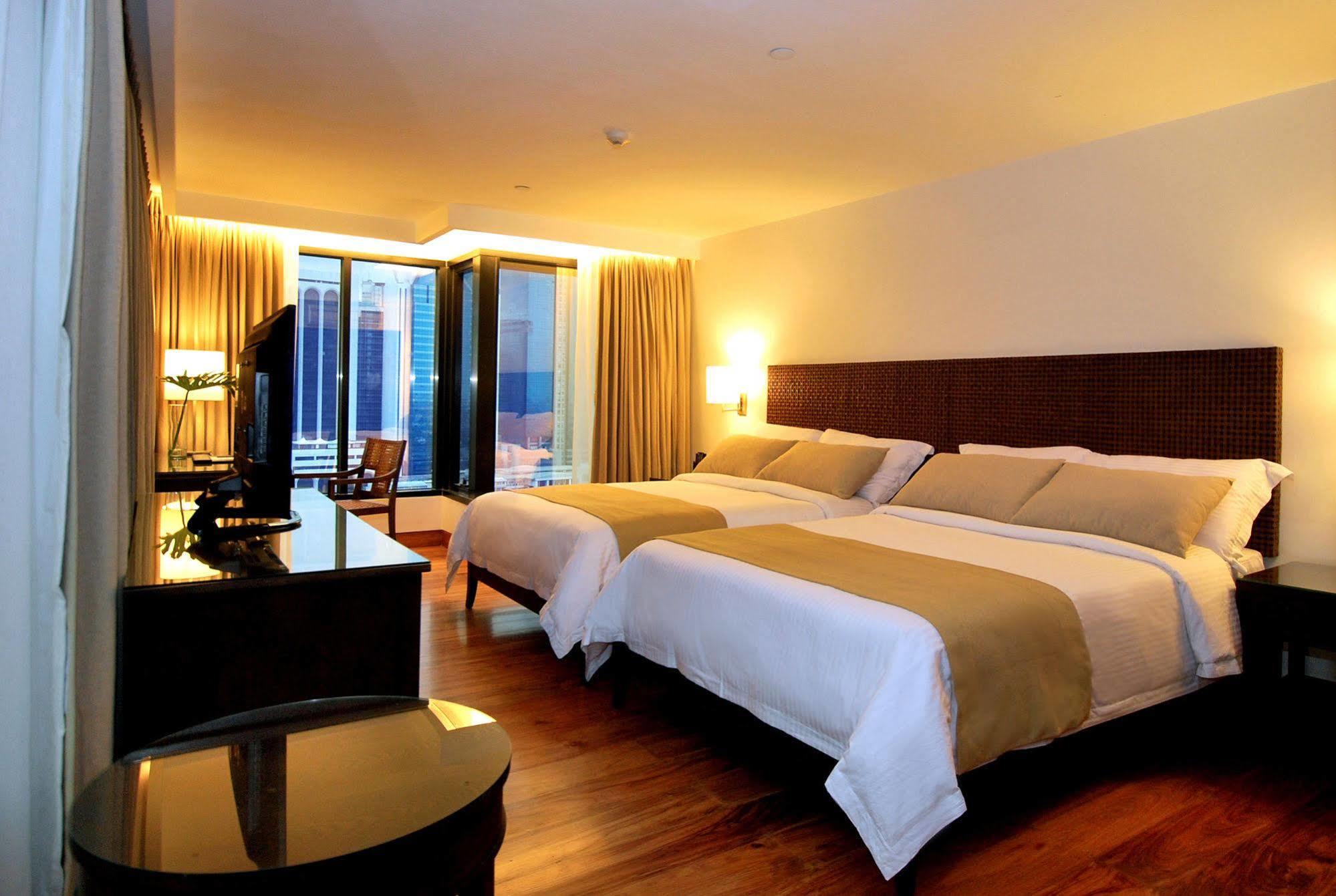 Garden Grand Hotel 5*